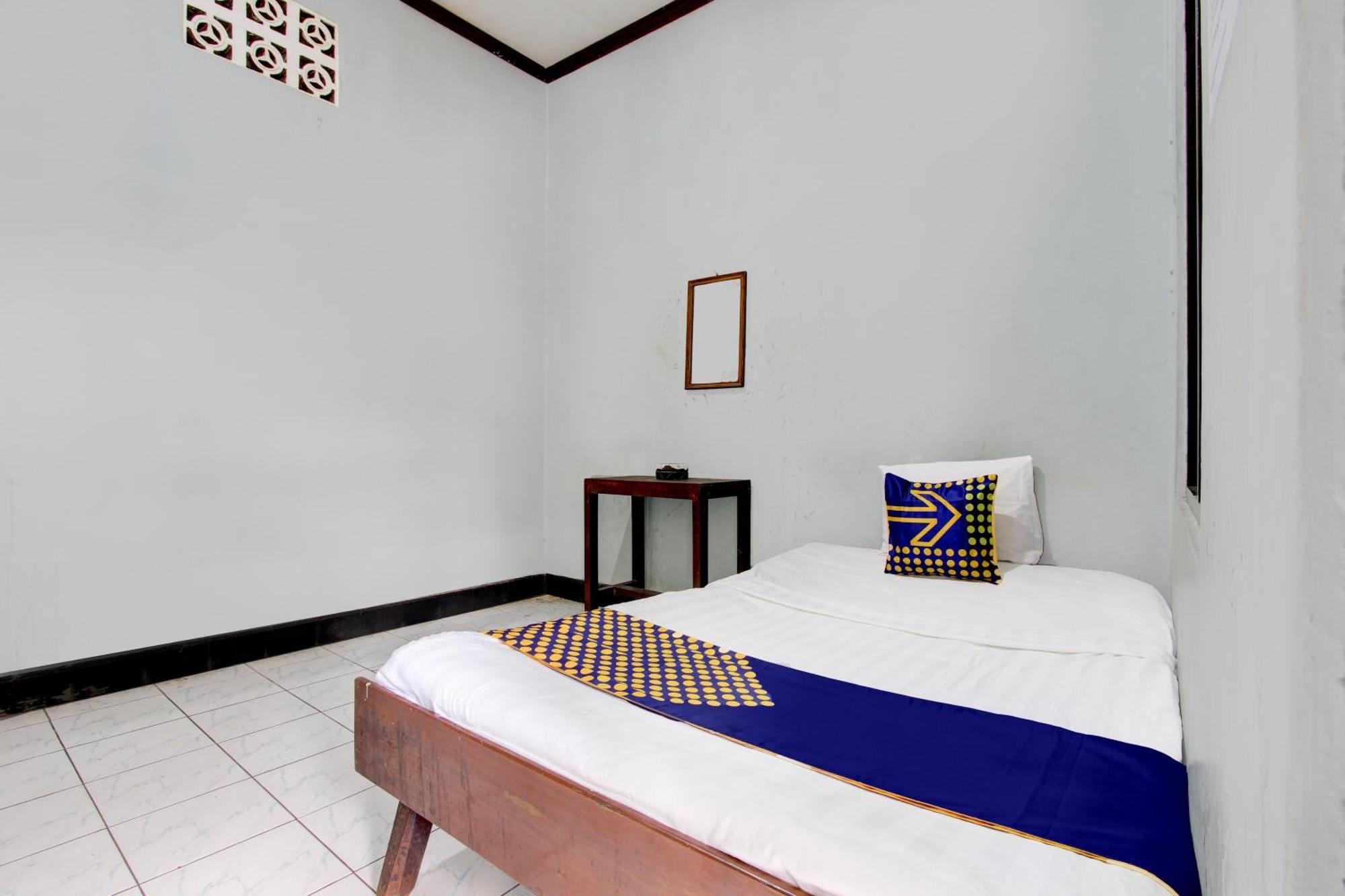 Spot On 94085 Hotel Agung Purwokerto Bagian luar foto