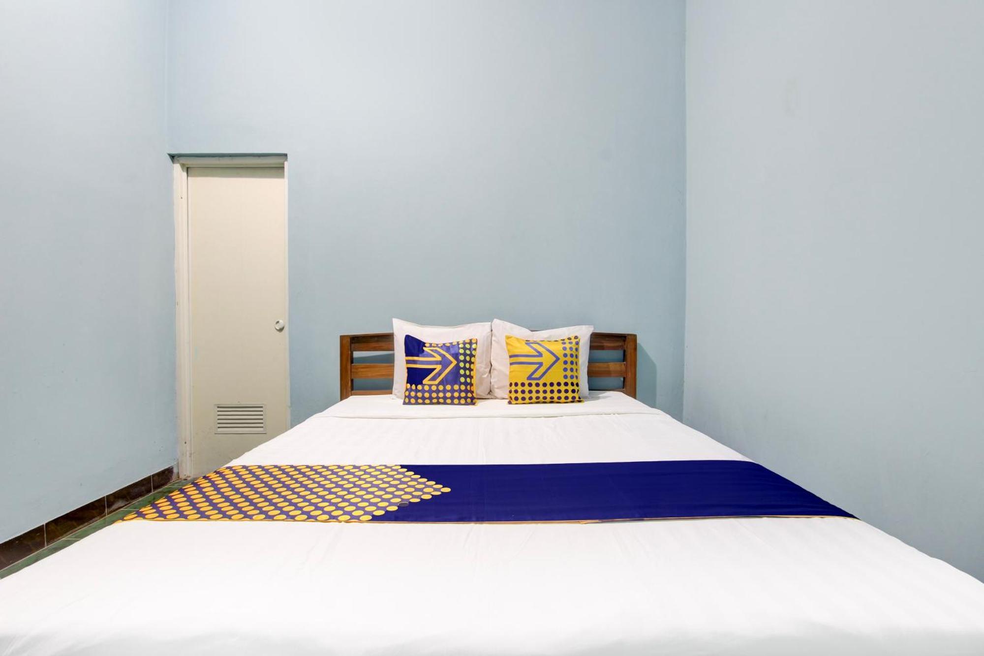 Spot On 94085 Hotel Agung Purwokerto Bagian luar foto