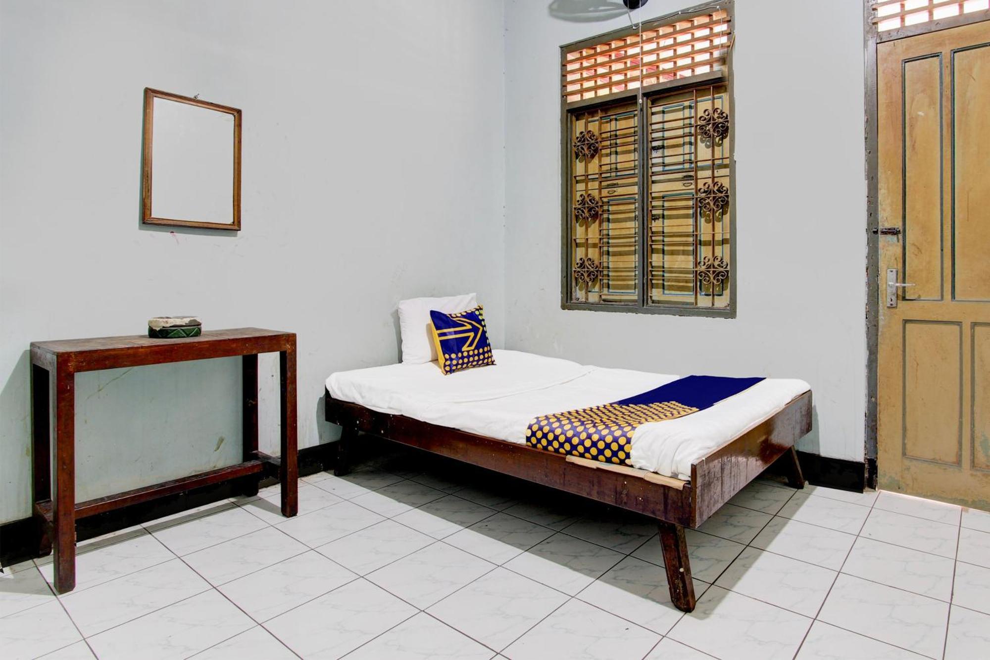 Spot On 94085 Hotel Agung Purwokerto Bagian luar foto